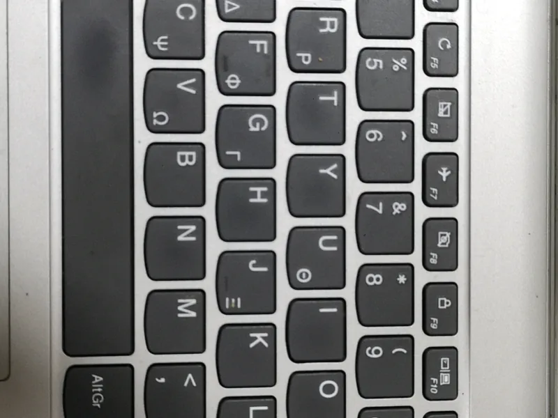 Πληκτρολόγιο laptop σε κοντινό πλάνο